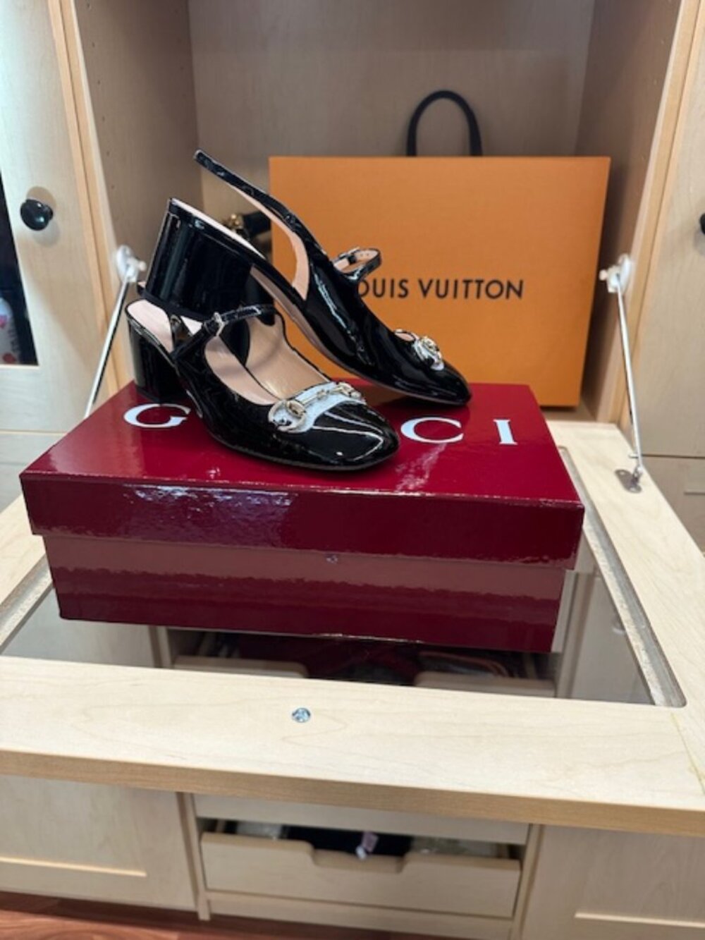 Gucci Size 37 Horsebit Accent Black Patent Leather Slingback Pumps Brand New